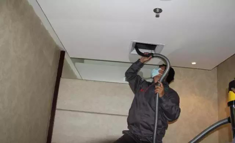 中央空调清洁与维修也是一件不容易的事